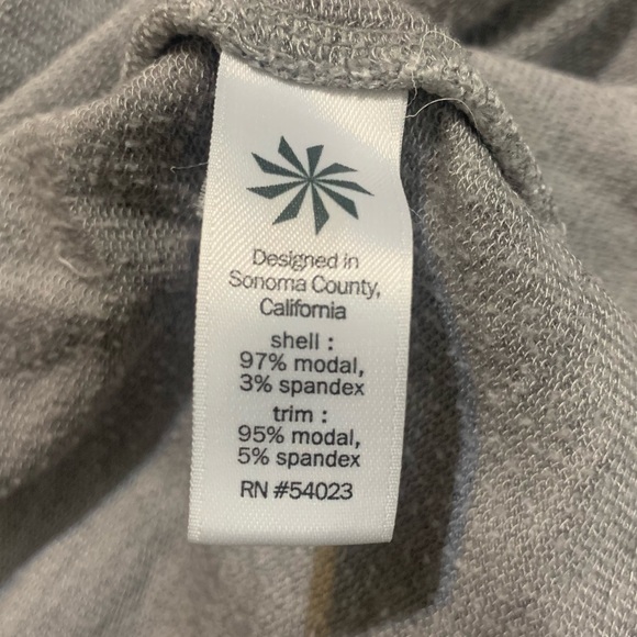 Athleta Gray Studio Wrap Magnetic Waterfall Draped Open Front Oversized Cardigan - Picture 5 of 6